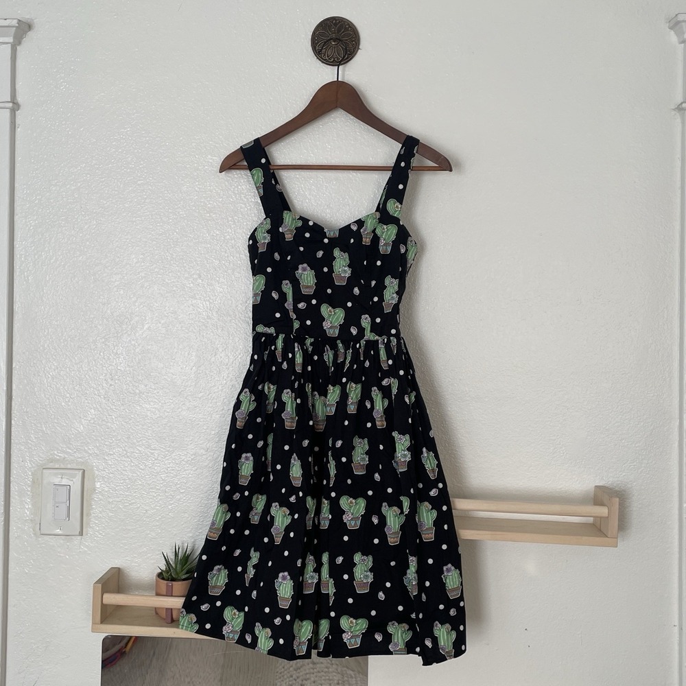 Hell Bunny Cactus Print Size XS Vintage-Inspired Swing Dress